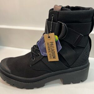 Palladium Boots NWT / Pallabase Tact S TX
